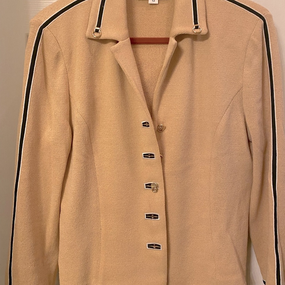 St. John 4 Piece Knit Set
